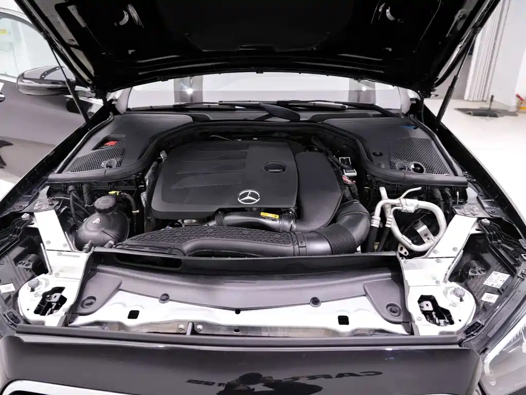 Mercedes-Benz Mercedes-Benz E-Class 2021 Model Year Facelift E 260 L 2021 - thumbnail 24