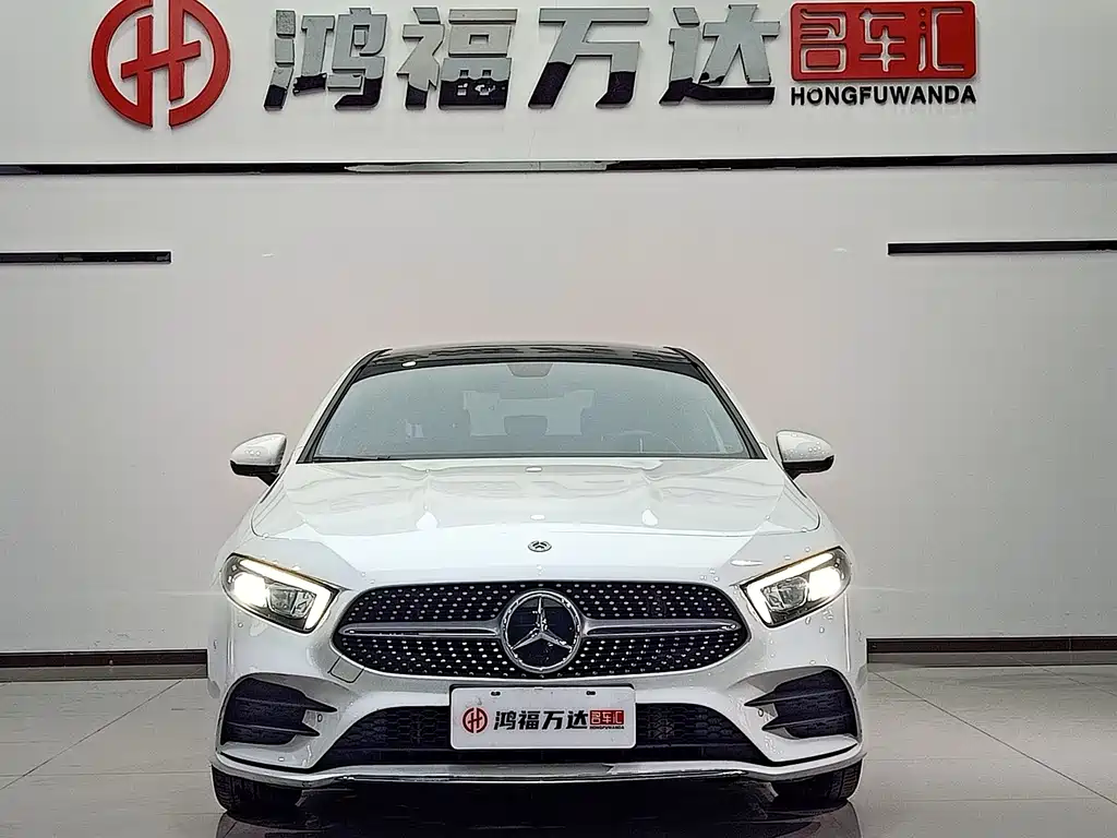 Mercedes-Benz Mercedes-Benz A-Class 2022 A 200 L Sport Sedan Fashion Edition 2022 - thumbnail 2
