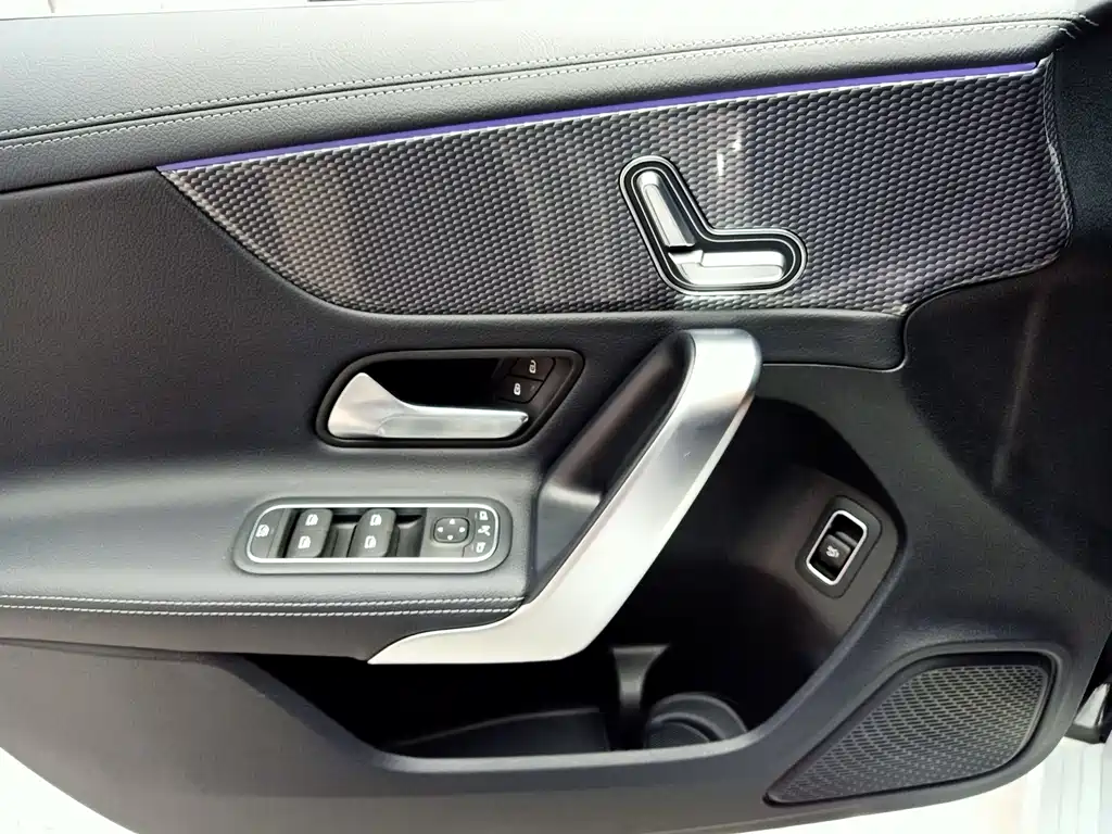 Mercedes-Benz Mercedes-Benz A-Class 2022 A 200 L Sport Sedan Fashion Edition 2022 - thumbnail 15