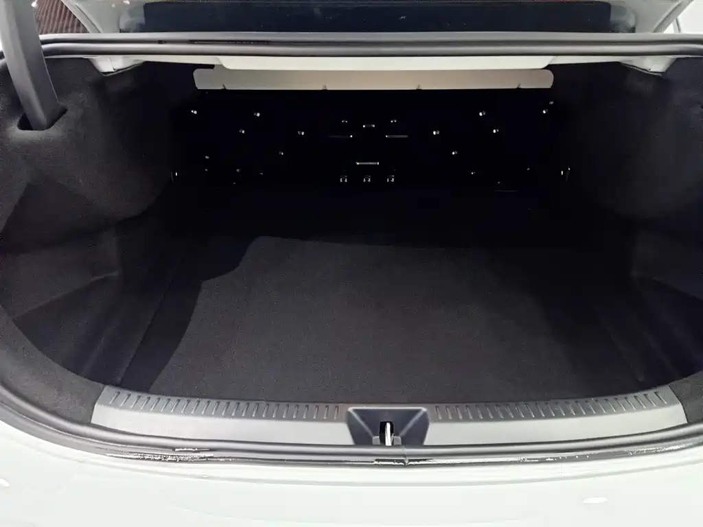 Mercedes-Benz Mercedes-Benz A-Class 2022 A 200 L Sport Sedan Fashion Edition 2022 - thumbnail 22