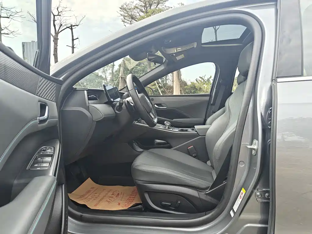 BYD (BYD Auto) BYD Qin PLUS 2025 DM-i Intelligent Driving Edition 120KM Extended Range Model 2025 - thumbnail 6