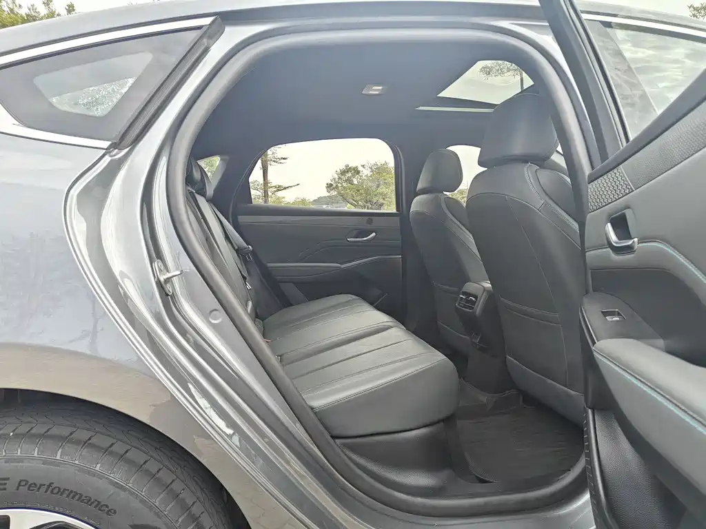 BYD (BYD Auto) BYD Qin PLUS 2025 DM-i Intelligent Driving Edition 120KM Extended Range Model 2025 - thumbnail 8