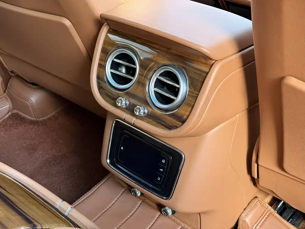 Bentley Bentley Continental GT 2018 4.0T V8 2018 - thumbnail 14