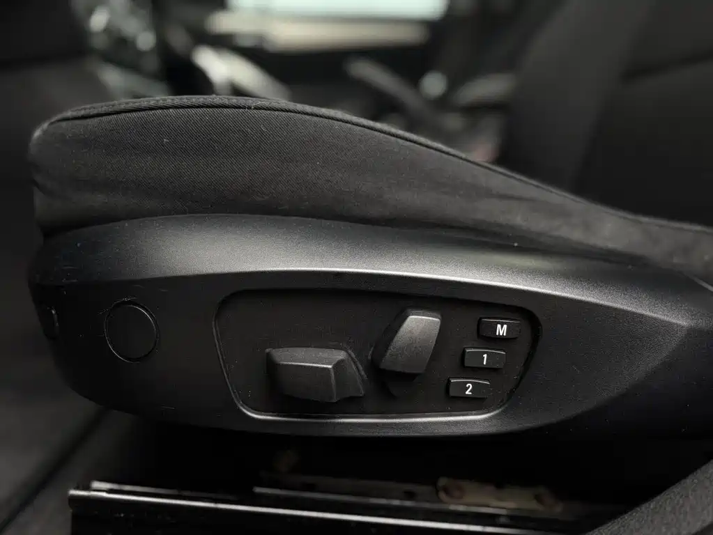 BMW BMW X1 2014 sDrive18i Fashion Edition 2015 - thumbnail 5