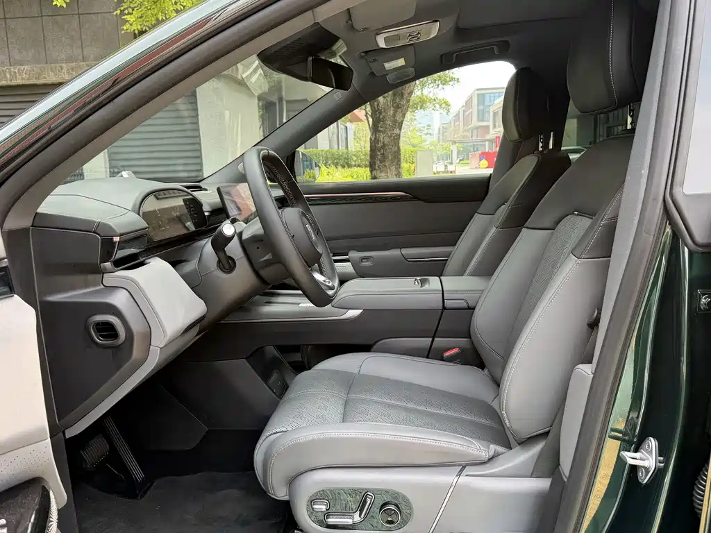Zeekr Zeekr 7X 2025 Model 100kWh Long Range AWD Intelligent Driving Version 2024 - thumbnail 6