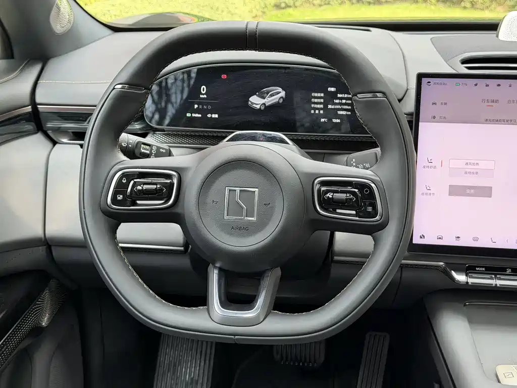 Zeekr Zeekr 7X 2025 Model 100kWh Long Range AWD Intelligent Driving Version 2024 - thumbnail 13