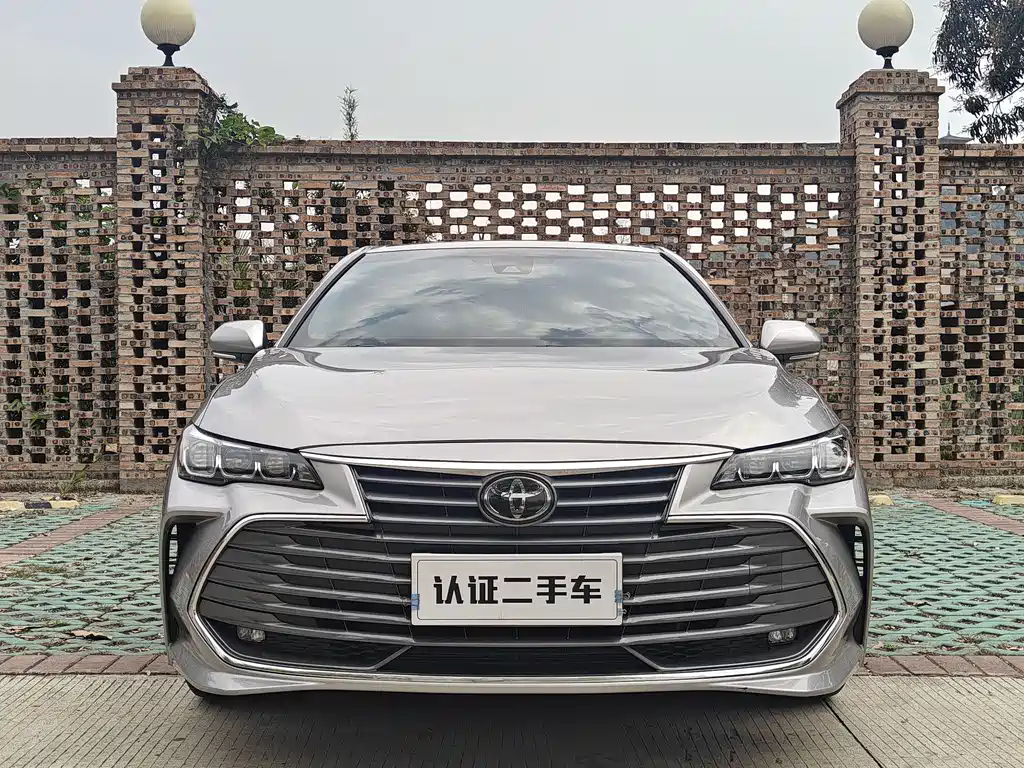 Toyota Toyota Avalon 2021 2.5L Luxury Edition 2021 - thumbnail 2