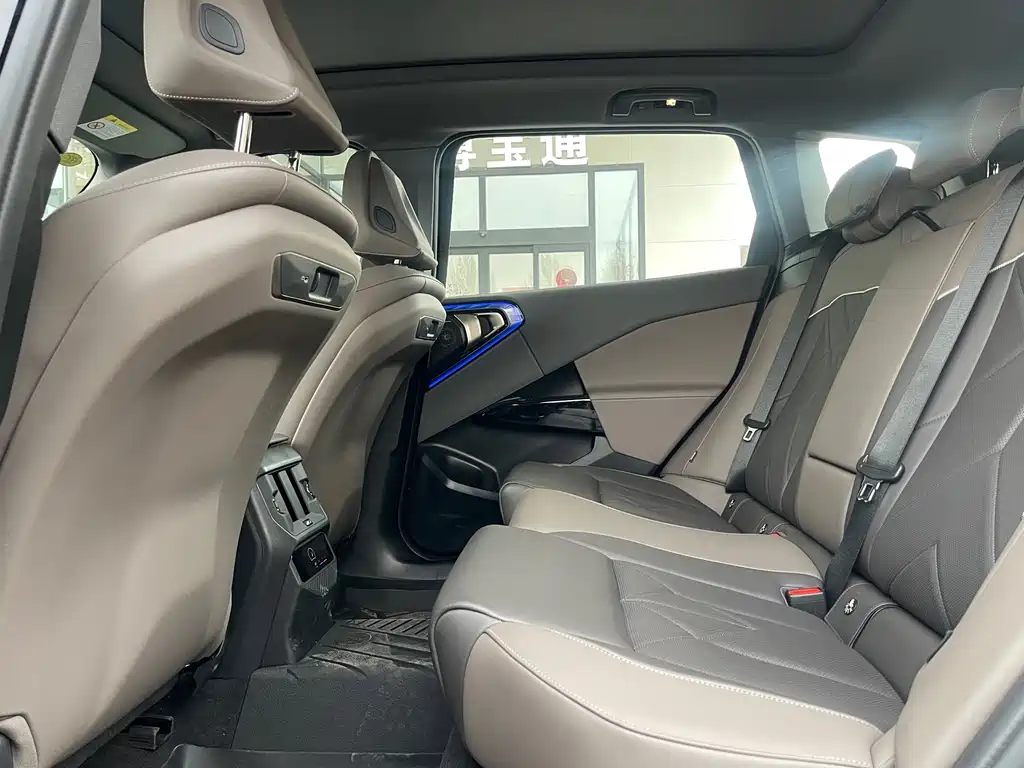 BMW BMW X3 2025 xDrive30L Premium M Sport Package 2025 - thumbnail 3