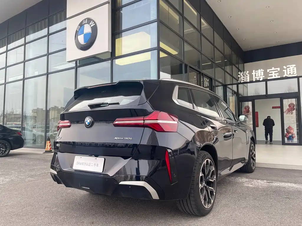 BMW BMW X3 2025 xDrive30L Premium M Sport Package 2025 - thumbnail 6