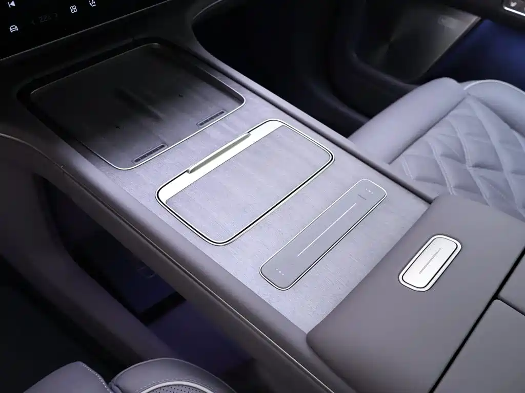 NIO NIO ES8 2026 Six-Seat Executive Luxury Edition 2026 - thumbnail 5
