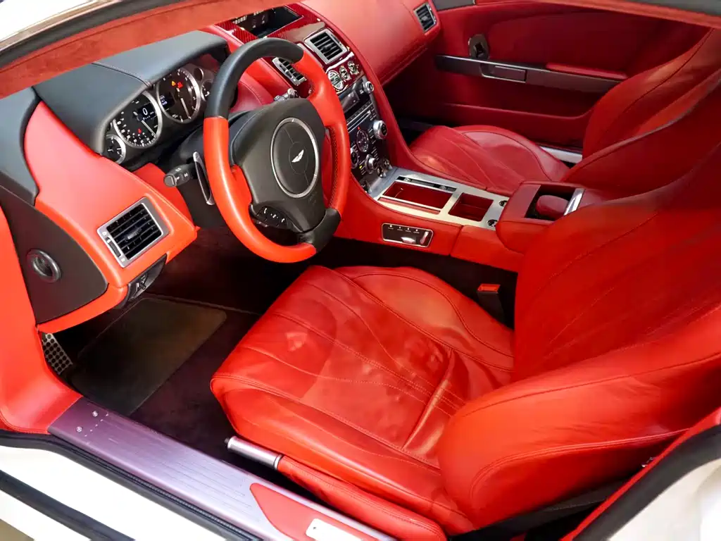 Aston Martin Aston Martin DB9 2013 6.0L Coupe 2015 - thumbnail 7