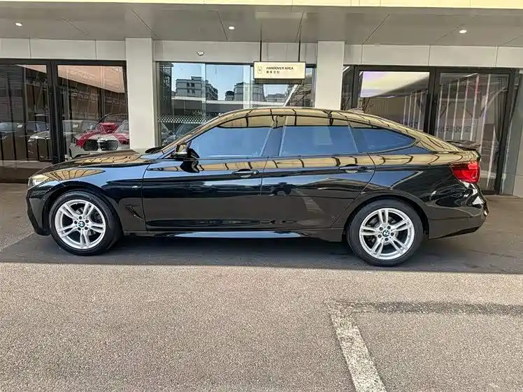 BMW BMW 3 Series GT 2020 320i M Sport Package 2020 - thumbnail 3