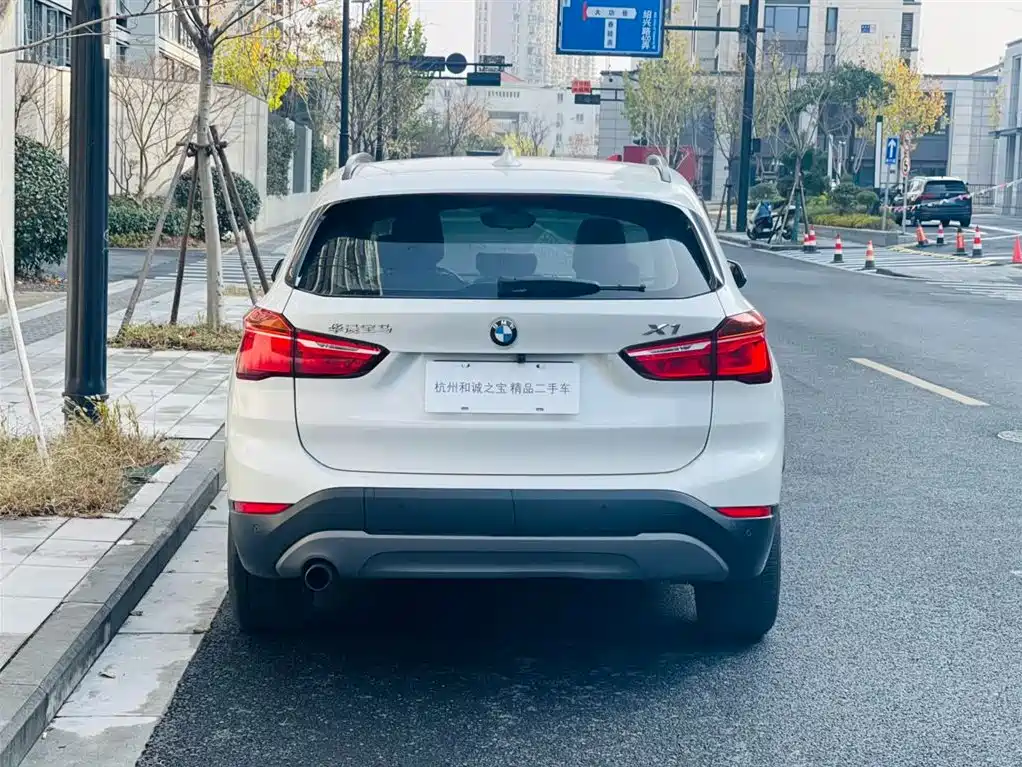 BMW BMW X1 2016 sDrive18Li Fashion Edition 2017 - thumbnail 5