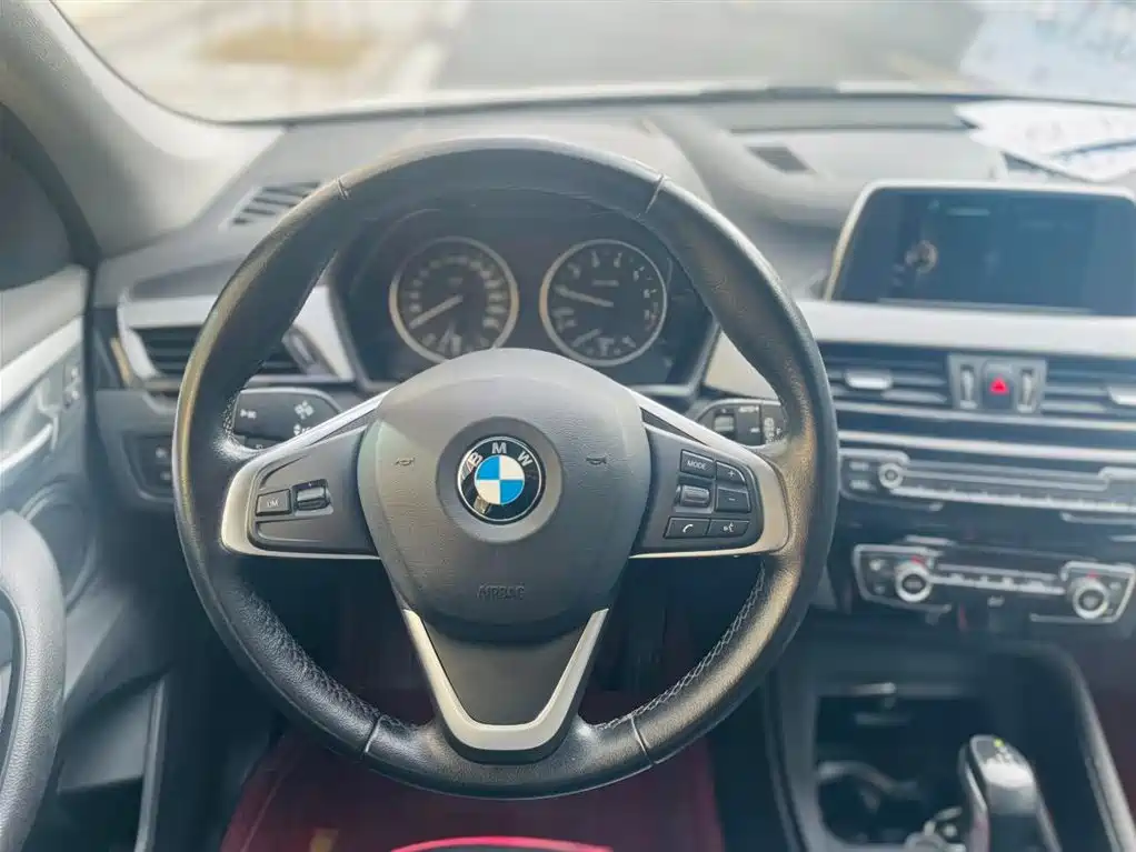 BMW BMW X1 2016 sDrive18Li Fashion Edition 2017 - thumbnail 8