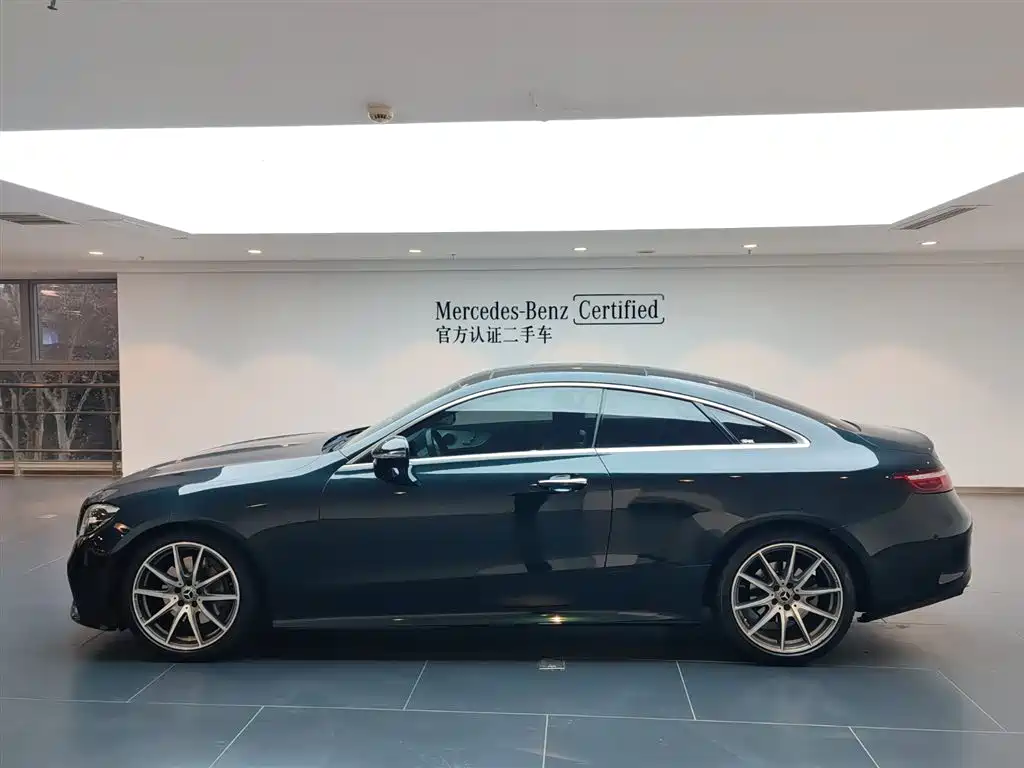 Mercedes-Benz Mercedes-Benz E-Class Coupe E 260 2021 Model 2021 - thumbnail 7
