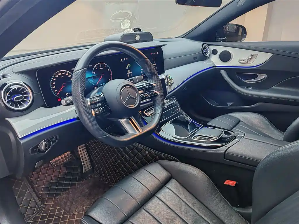 Mercedes-Benz Mercedes-Benz E-Class Coupe E 260 2021 Model 2021 - thumbnail 18