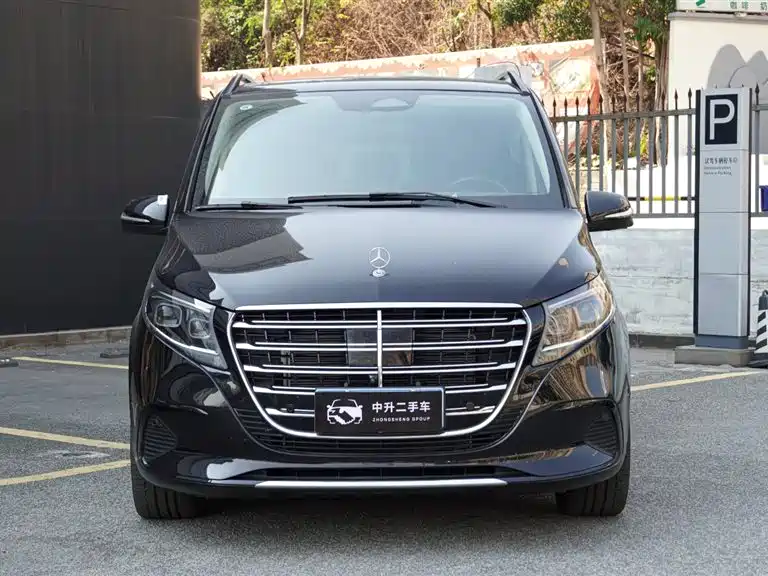 Mercedes-Benz Mercedes-Benz V-Class 2024 V 300 L Long Wheelbase Luxury Edition 2024 - thumbnail 2