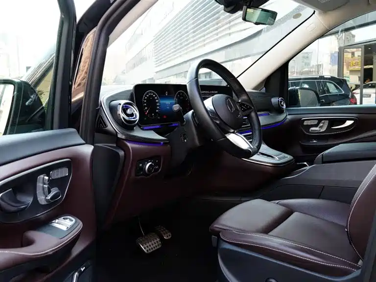 Mercedes-Benz Mercedes-Benz V-Class 2024 V 300 L Long Wheelbase Luxury Edition 2024 - thumbnail 14