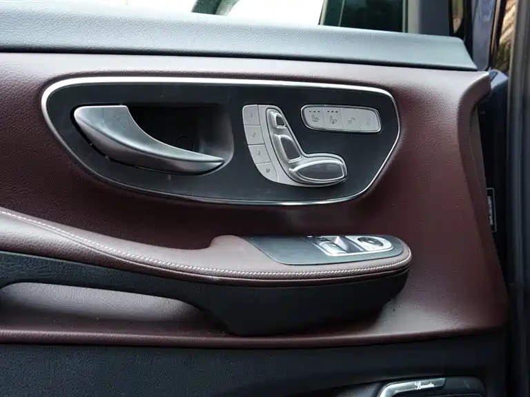 Mercedes-Benz Mercedes-Benz V-Class 2024 V 300 L Long Wheelbase Luxury Edition 2024 - thumbnail 15