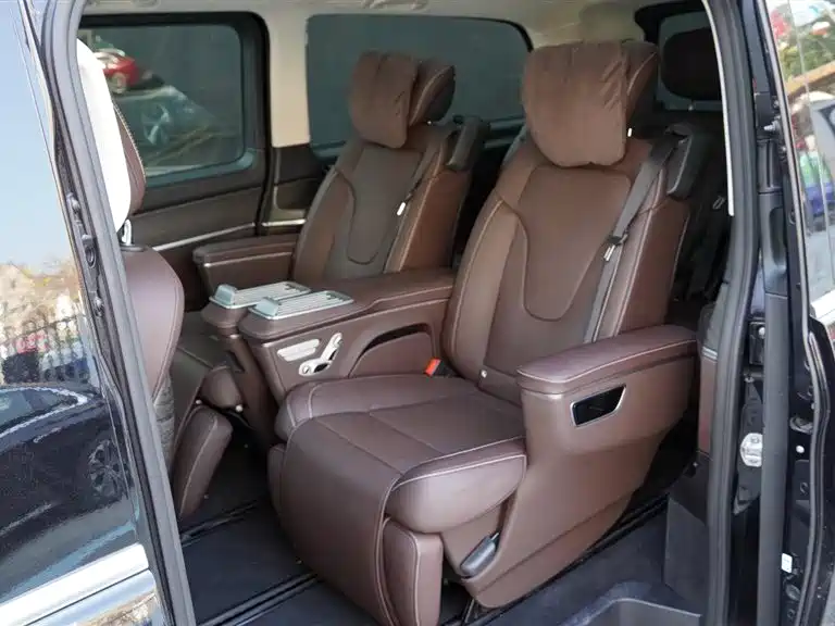 Mercedes-Benz Mercedes-Benz V-Class 2024 V 300 L Long Wheelbase Luxury Edition 2024 - thumbnail 18