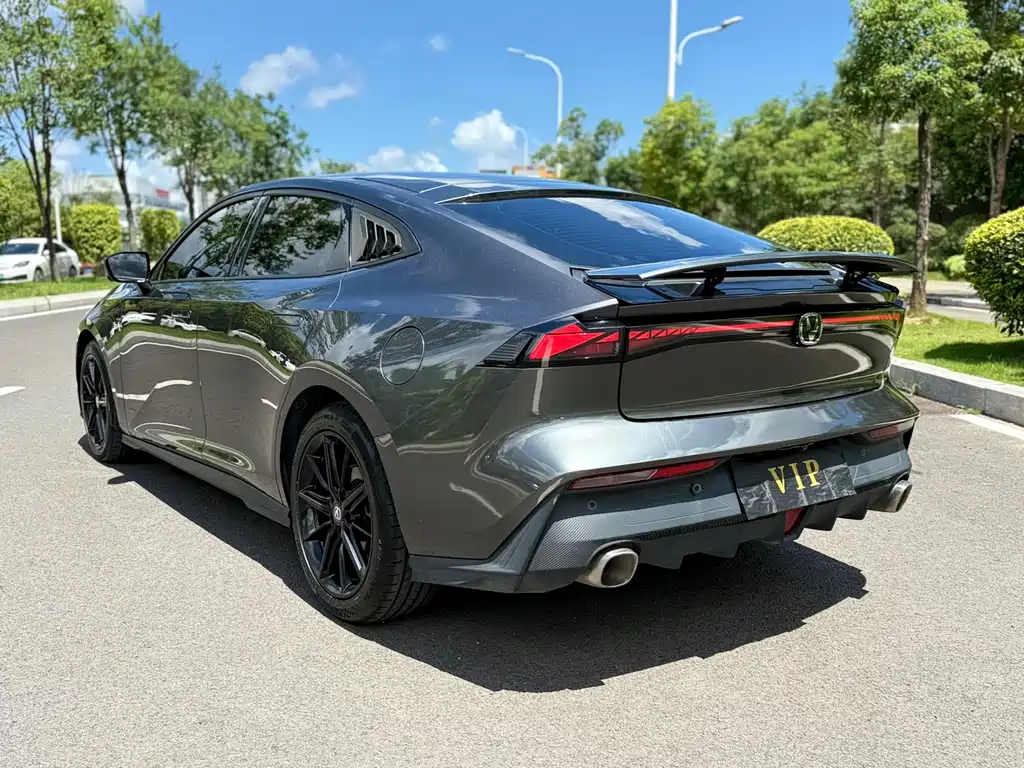 Changan Changan UNI-V 2022 1.5T Excellence Edition 2022 - thumbnail 5