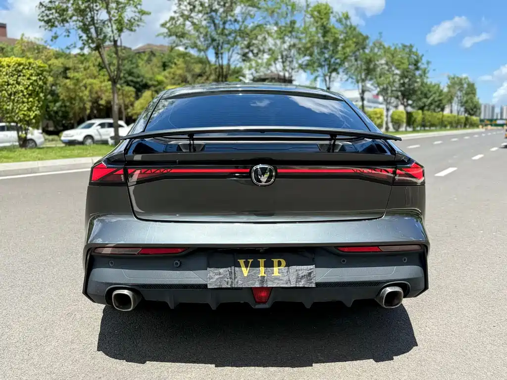 Changan Changan UNI-V 2022 1.5T Excellence Edition 2022 - thumbnail 6