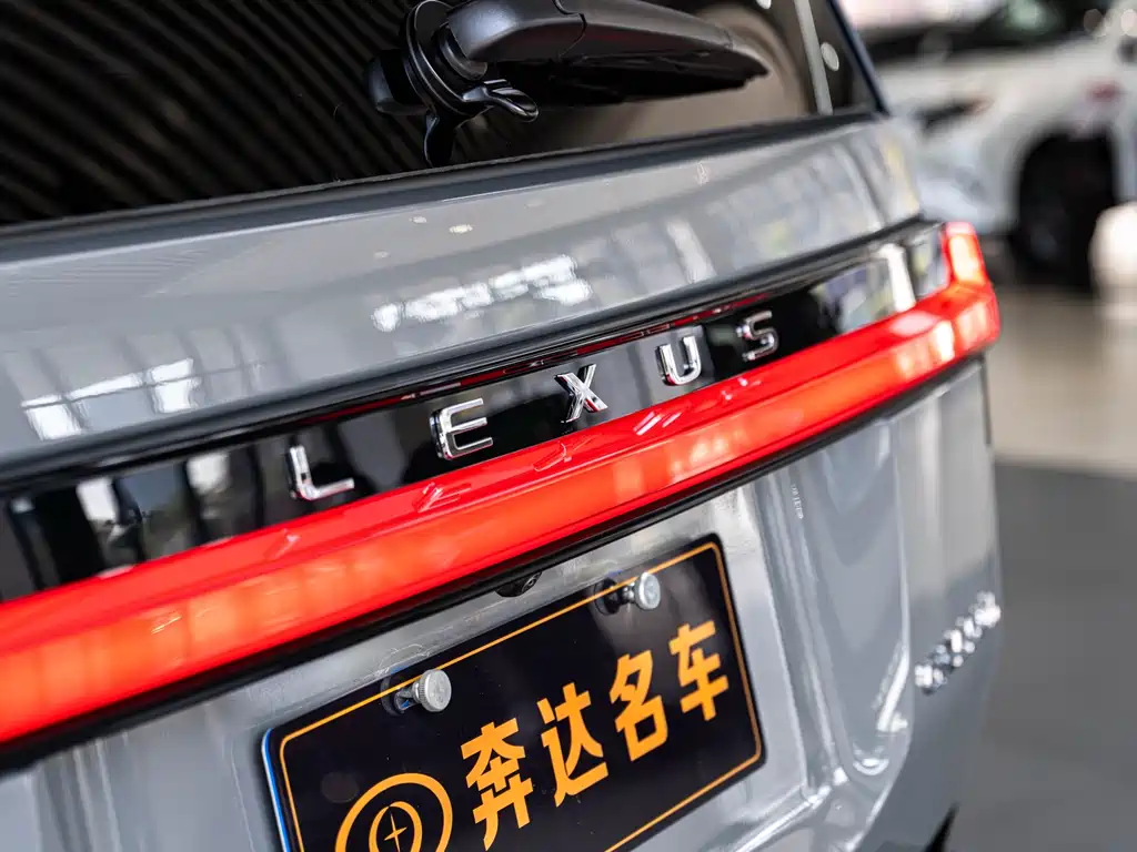 Lexus Lexus GX 2024 OVERTRAIL Summit Edition 2024 - thumbnail 7