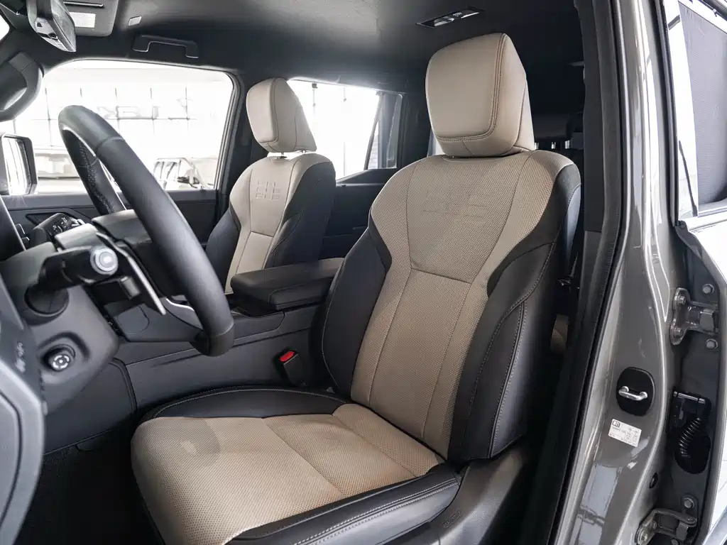 Lexus Lexus GX 2024 OVERTRAIL Summit Edition 2024 - thumbnail 11