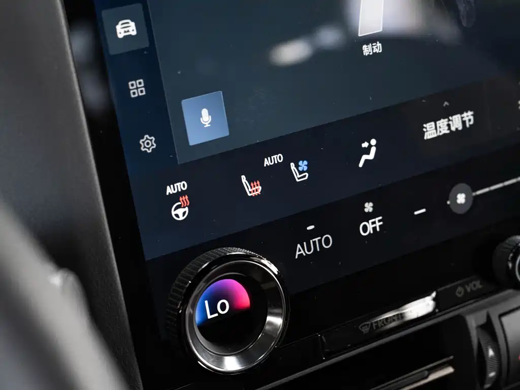 Lexus Lexus GX 2024 OVERTRAIL Summit Edition 2024 - thumbnail 17