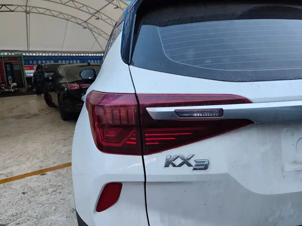 Kia Kia KX3 2021 1.5L CVT Trend Edition 2022 - thumbnail 9
