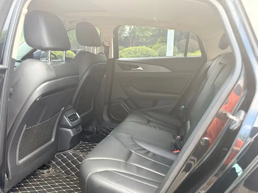 Hongqi Hongqi H5 2022 Classic 1.5T DCT Qiyue Edition 2021 - thumbnail 9