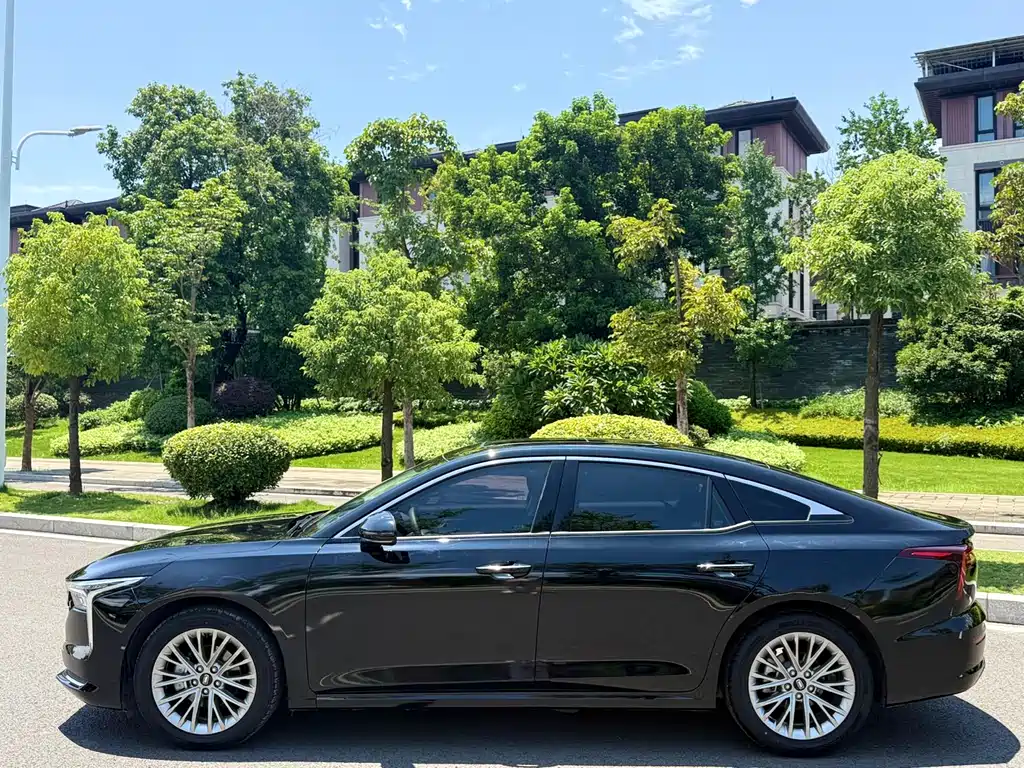 Bestune Bestune B70 2023 3rd Generation 1.5T Automatic Enjoyment Type 70th Anniversary Edition 2024 - thumbnail 4