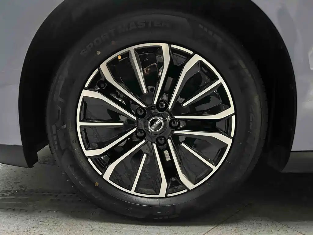 Nissan Nissan N6 2026 180 Max 2025 - thumbnail 5
