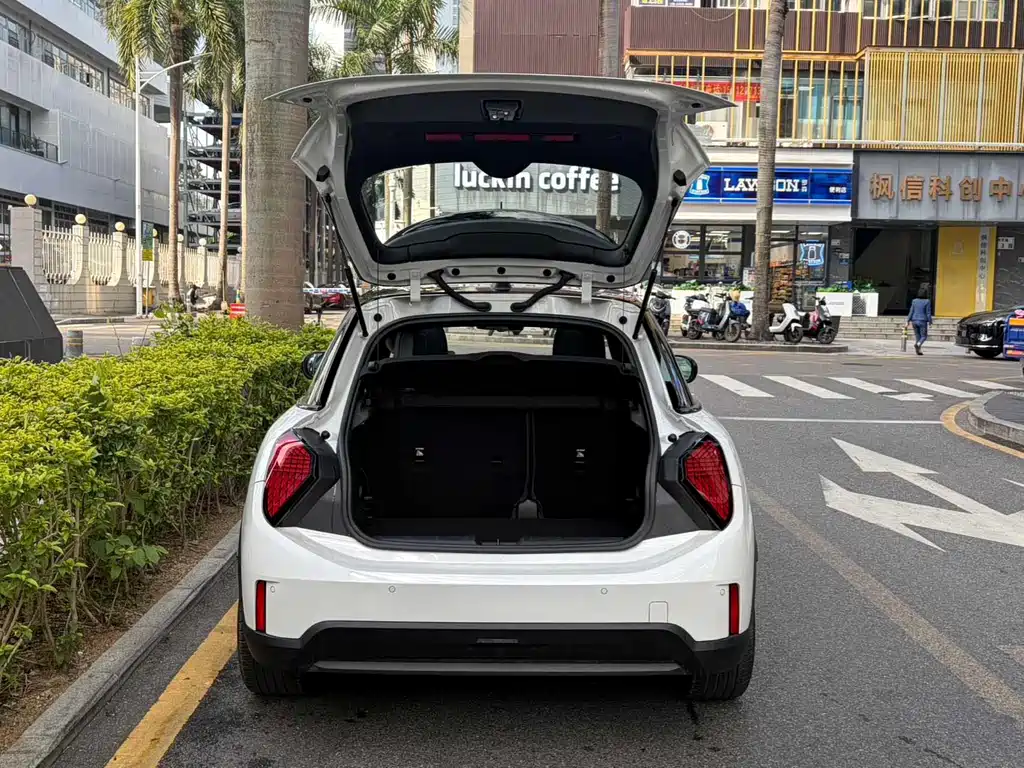 MINI MINI 2025 2.0T COOPER S Artist 2026 - thumbnail 6