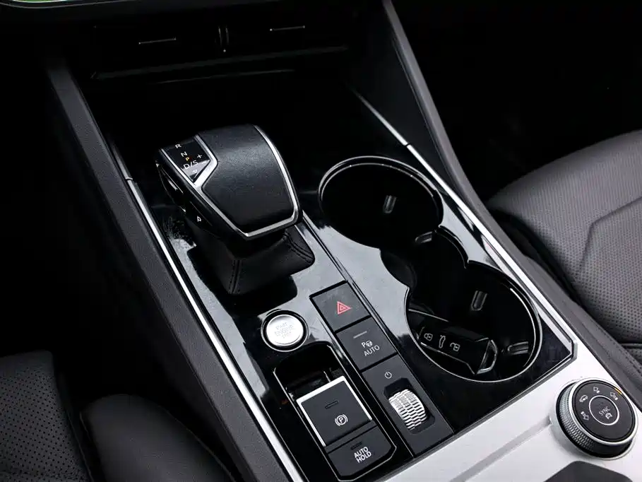 Volkswagen Volkswagen Touareg 2022 3.0TSI R-Line Black Sport Package 2022 - thumbnail 9