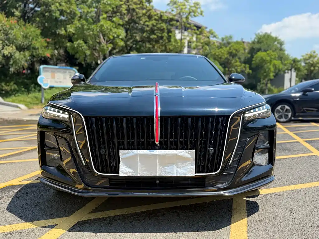Hongqi Hongqi H5 2025 1.5T DCT Xuan Ying Edition 2024 - thumbnail 2