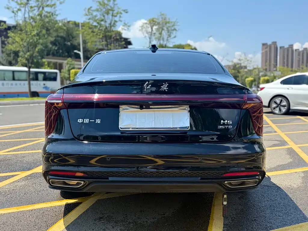 Hongqi Hongqi H5 2025 1.5T DCT Xuan Ying Edition 2024 - thumbnail 10