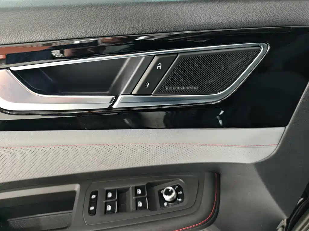 Volkswagen Teramont 2024 Teramont X 380TSI AWD Dragon Edition 2024 - thumbnail 17