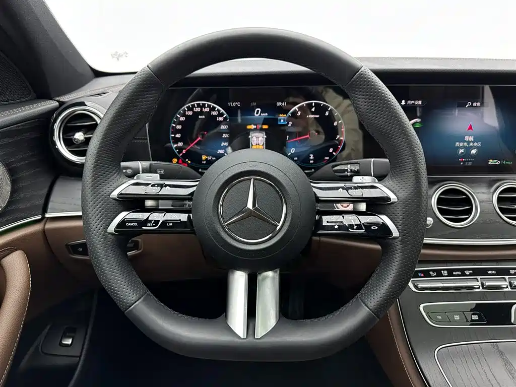 Mercedes-Benz Mercedes-Benz E-Class 2023 Model Year Facelift E 300 L Sport Luxury Edition 2023 - thumbnail 9