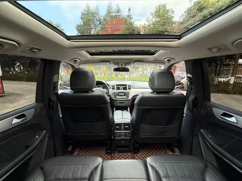 Mercedes-Benz Mercedes-Benz GL-Class 2014 GL 400 4MATIC Luxury Edition 2014 - thumbnail 12