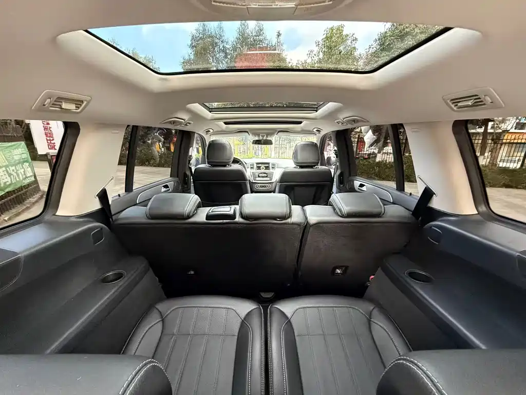 Mercedes-Benz Mercedes-Benz GL-Class 2014 GL 400 4MATIC Luxury Edition 2014 - thumbnail 15