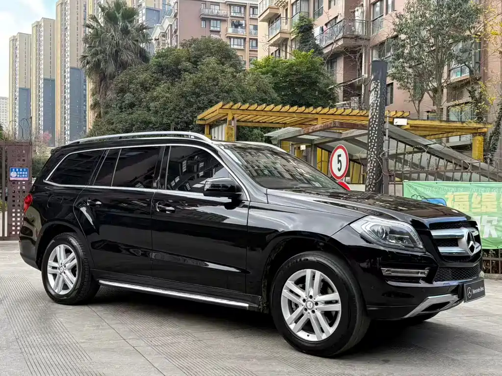 Mercedes-Benz Mercedes-Benz GL-Class 2014 GL 400 4MATIC Luxury Edition 2014 - thumbnail 18
