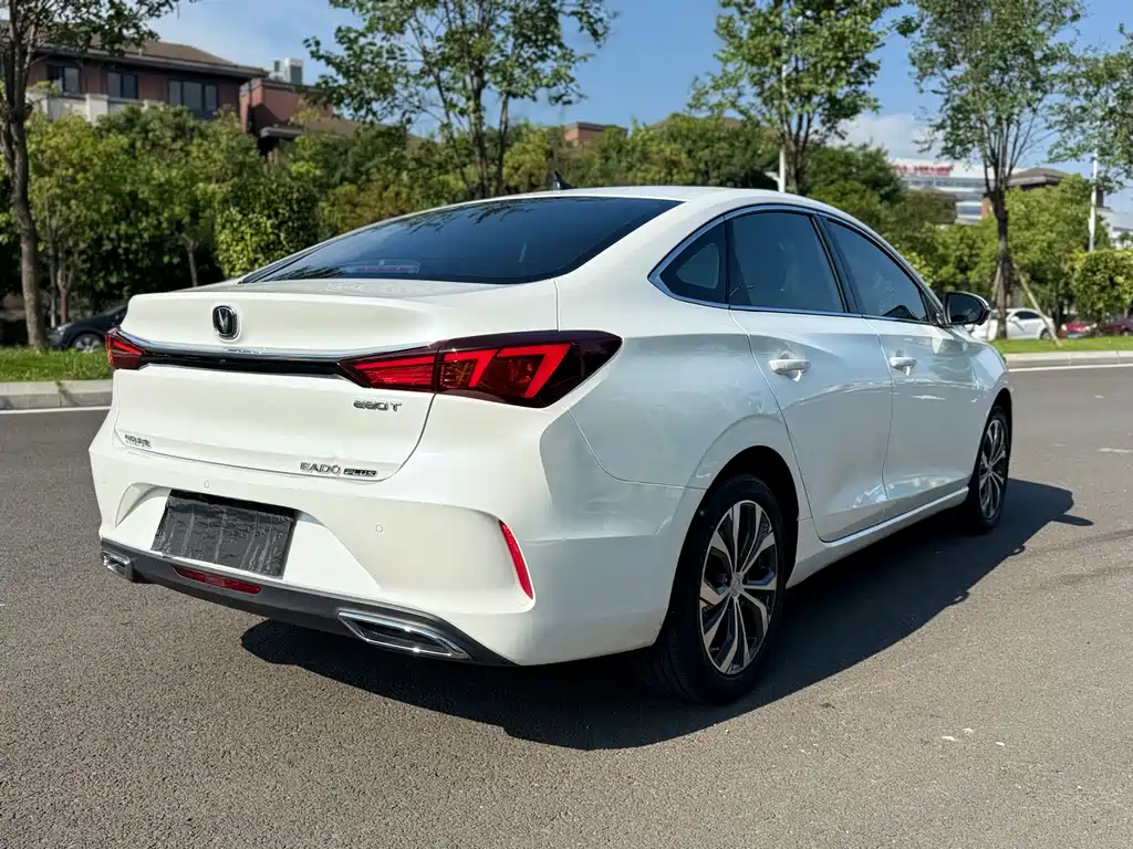 Changan Yidong 2021 PLUS Blue Whale NE 1.4T GDI DCT Flagship Model 2021 - thumbnail 11