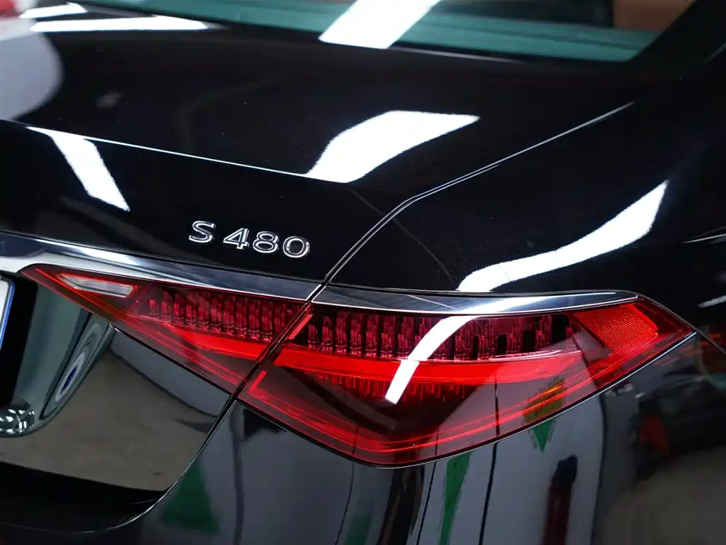 Mercedes-Benz Maybach S-Class 2023 S 480 4MATIC 2024 - thumbnail 5
