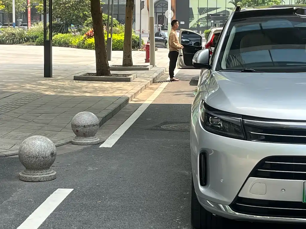 AITO Aito M7 2024 1.5T Intelligent Drive AWD Max 5-seater 2024 - thumbnail 7