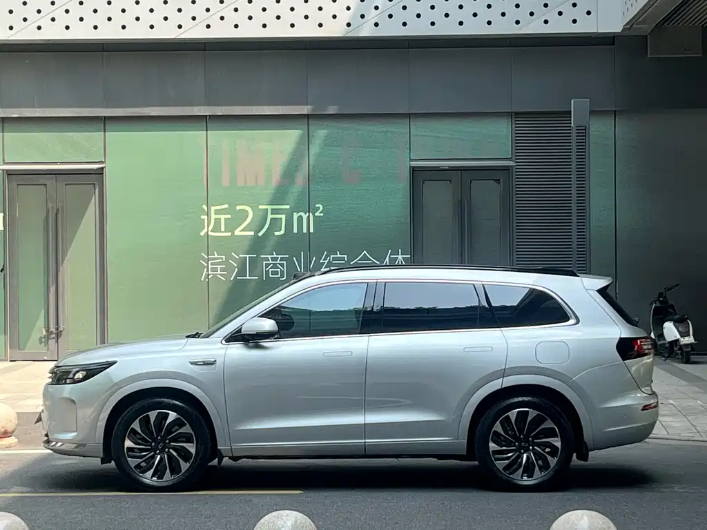 AITO Aito M7 2024 1.5T Intelligent Drive AWD Max 5-seater 2024 - thumbnail 9