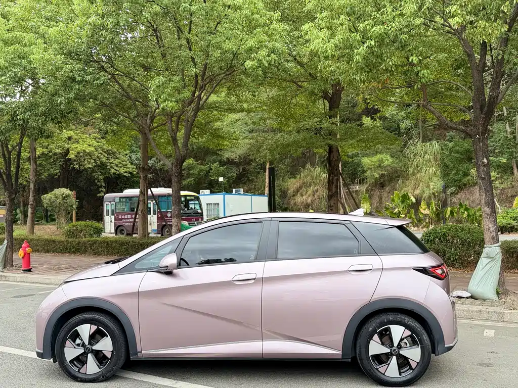 BYD Dolphin 2023 Model 420km Fashion Edition 2023 - thumbnail 13