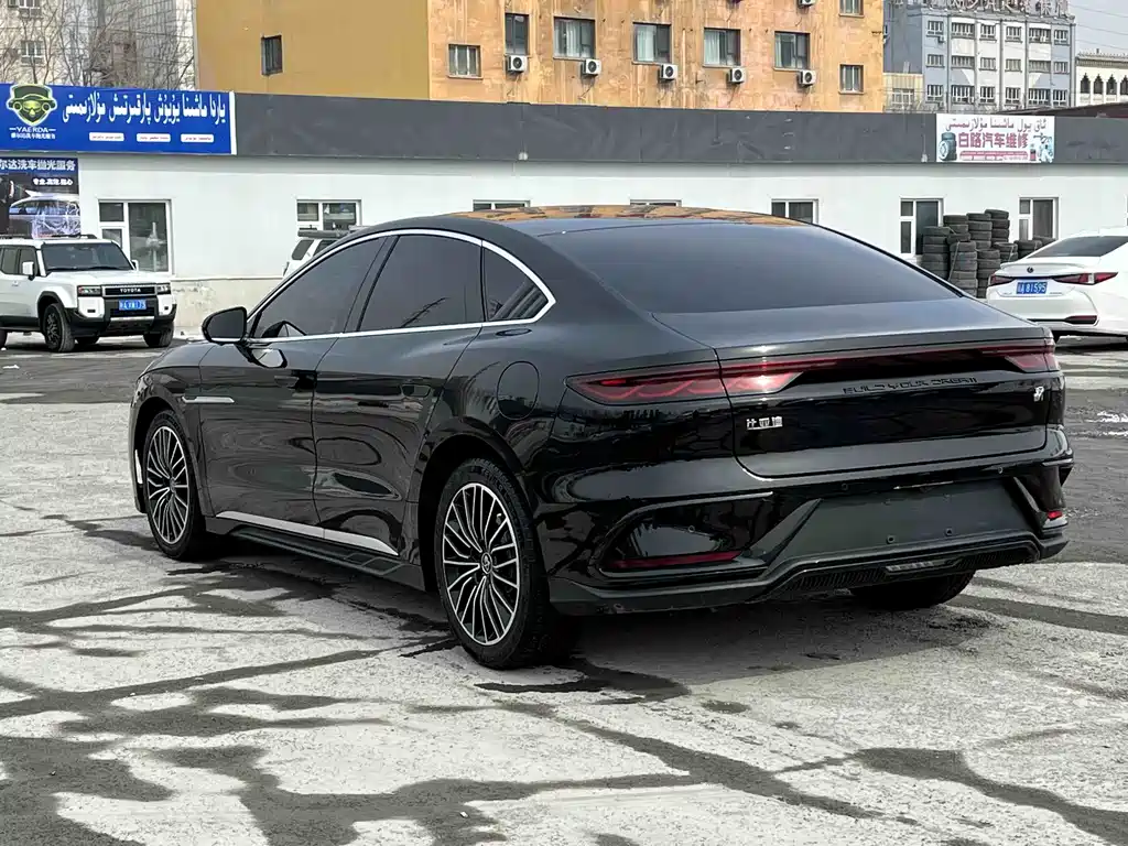 BYD BYD Han 2023 DM-i Champion Edition 121KM Luxury Model 2023 - thumbnail 7