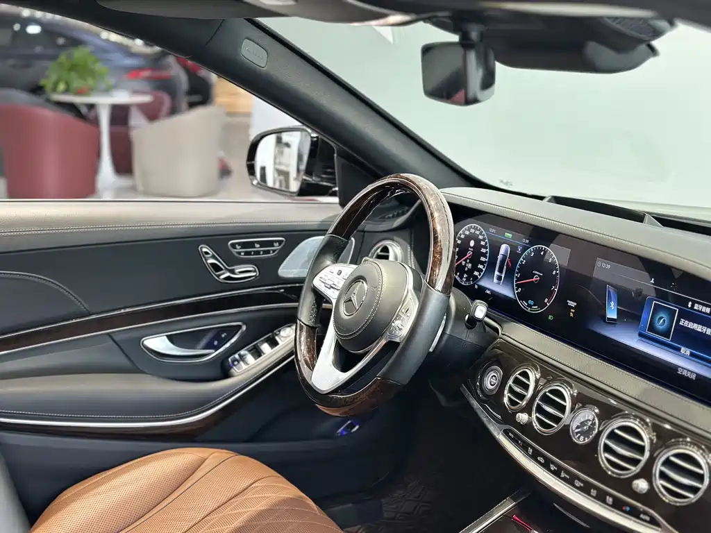Mercedes-Benz Maybach S-Class 2020 S 450 4MATIC Heritage Edition 2020 - thumbnail 14