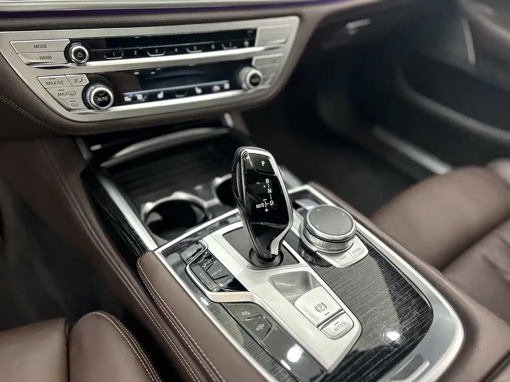 BMW BMW 7 Series 2021 730Li M Sport Package 2022 - thumbnail 7